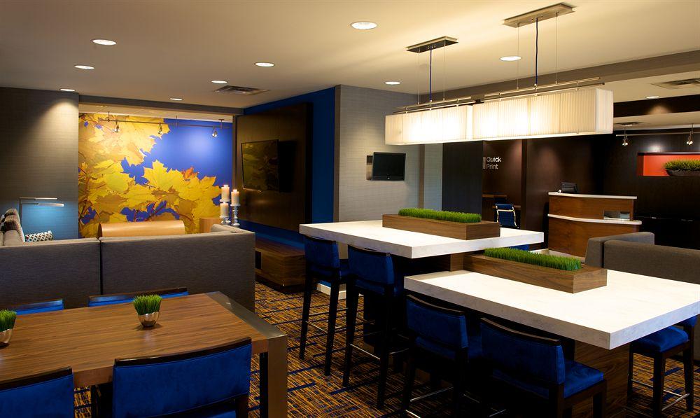 Country Inn & Suites By Radisson, Columbus-Edinburgh מראה חיצוני תמונה
