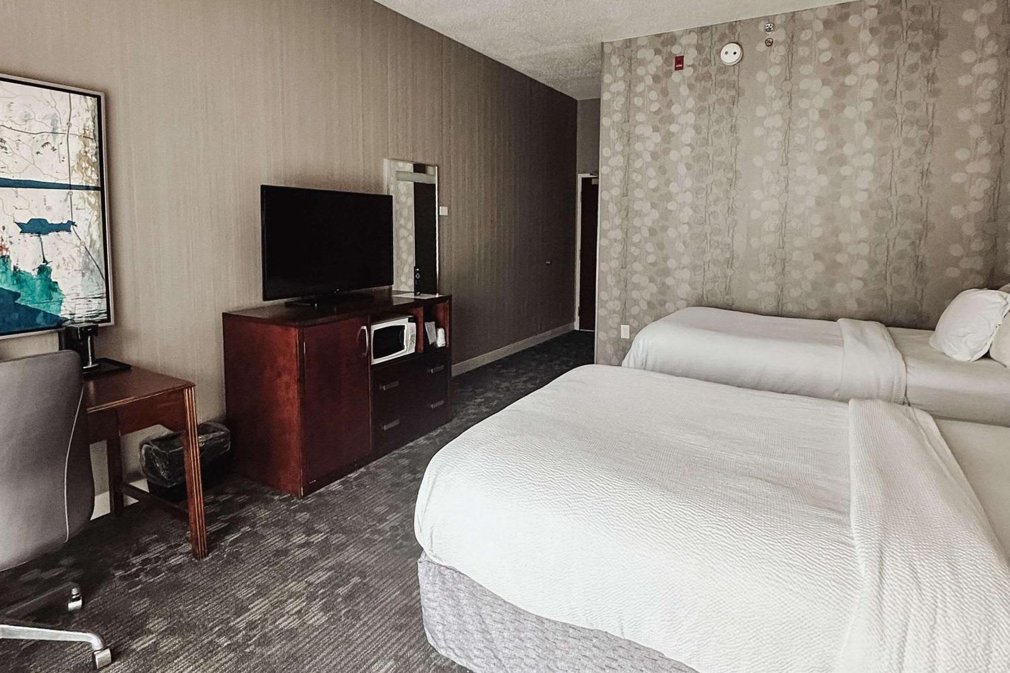 Country Inn & Suites By Radisson, Columbus-Edinburgh מראה חיצוני תמונה