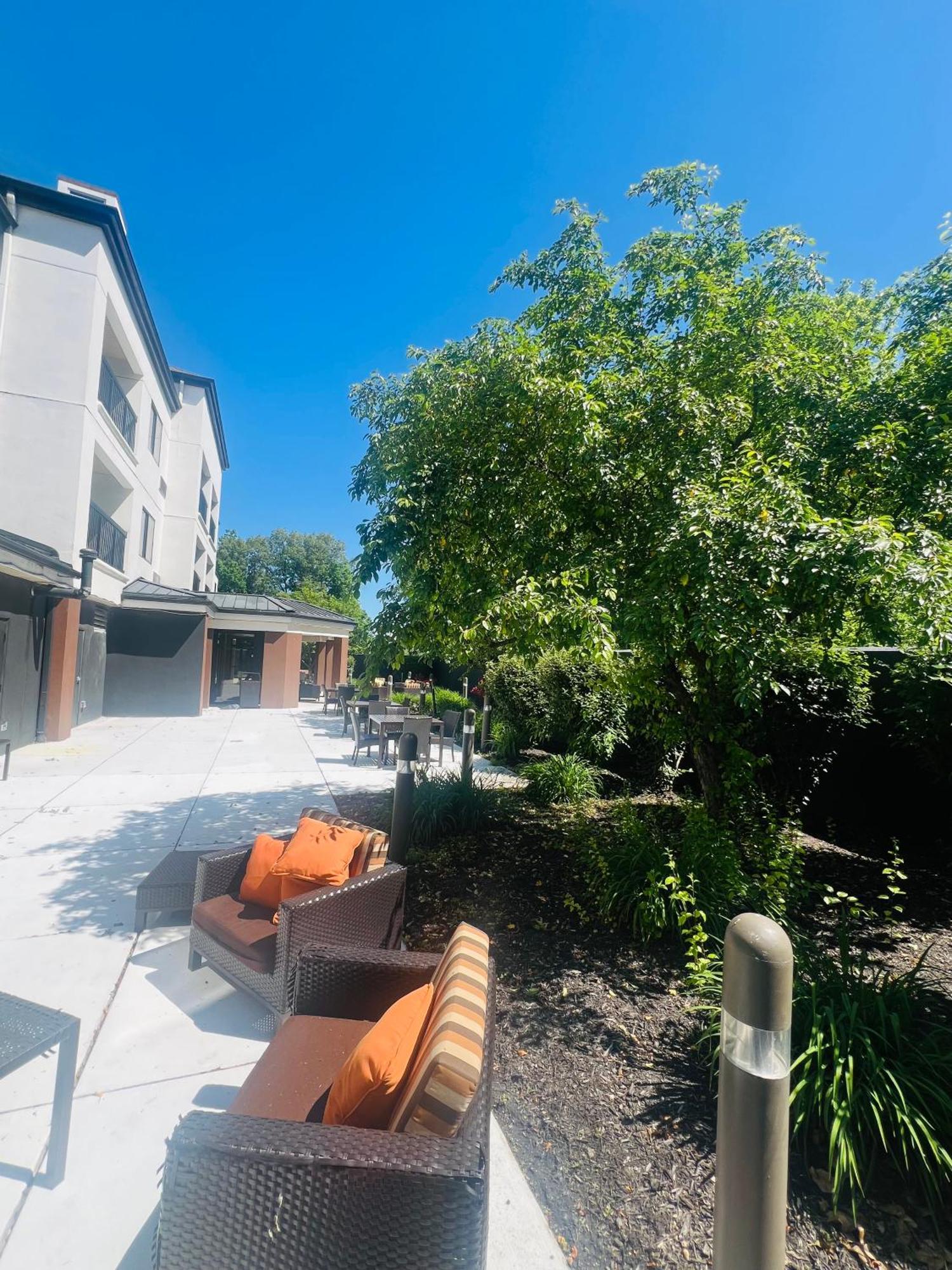 Country Inn & Suites By Radisson, Columbus-Edinburgh מראה חיצוני תמונה